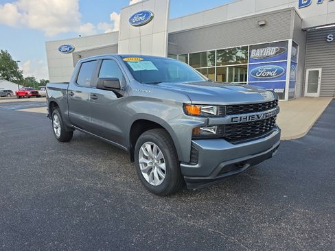 Used 2020 Chevrolet Silverado 1500 Custom image 3