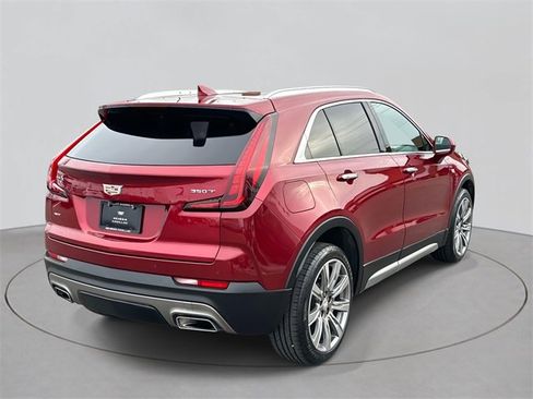 Used 2020 Cadillac XT4 Premium Luxury image 5