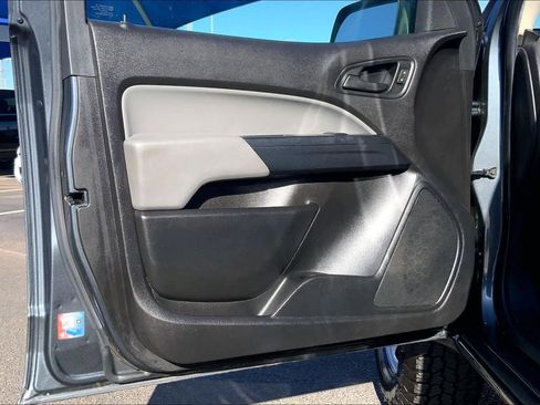 Used 2017 Chevrolet Colorado W/T image 22