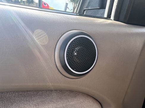 Used 2002 Toyota Tacoma PreRunner image 16