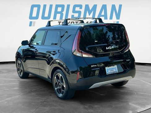 Used 2025 Kia Soul EX FWD image 5