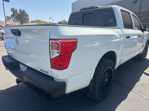 Used 2020 Nissan Titan S w/ Accessory Utility Package image 5