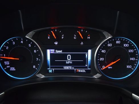Used 2018 Chevrolet Equinox Premier AWD/4WD image 23