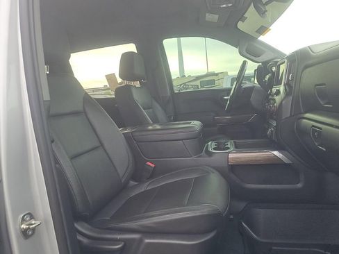 Used 2019 Chevrolet Silverado 1500 LT Trail Boss image 10