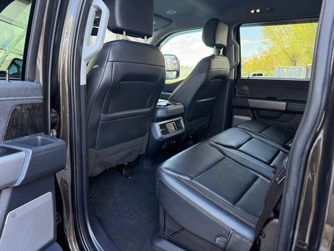 Used 2024 Ford F350 Lariat w/ Lariat Ultimate Package AWD/4WD image 34