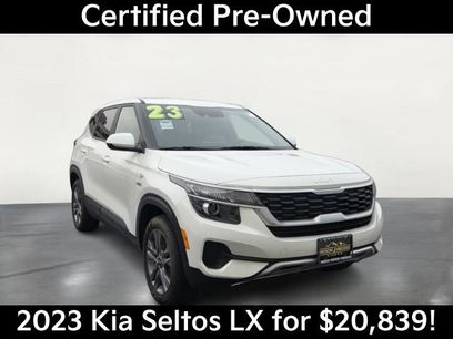 Used 2023 Kia Seltos LX