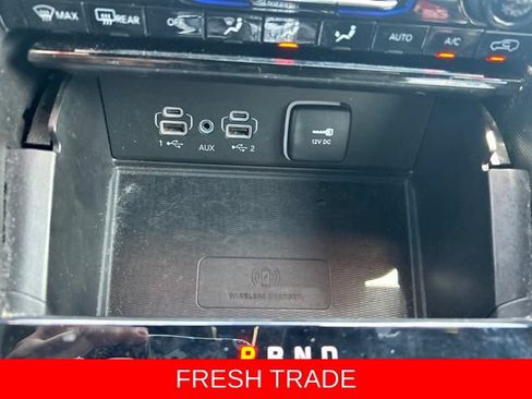 Used 2024 Jeep Grand Cherokee Altitude AWD/4WD image 27