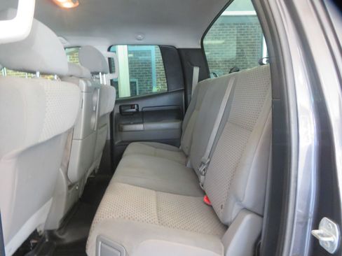 Used 2012 Toyota Tundra 4x4 Double Cab w/ Tow Pkg image 17