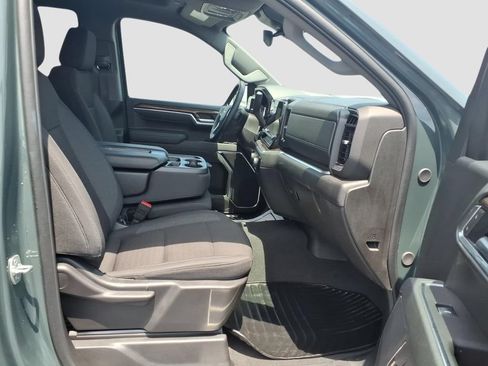 Used 2025 Chevrolet Silverado 1500 LT RWD image 10