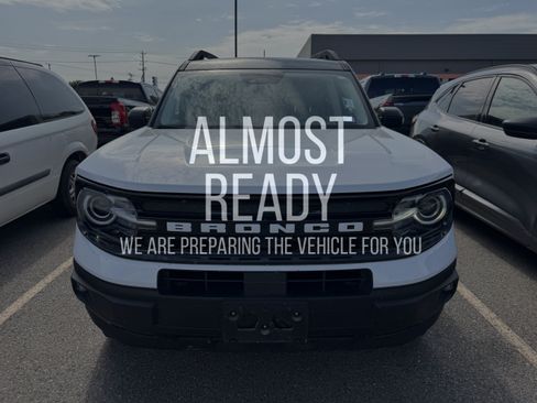 Certified 2023 Ford Bronco Sport Outer Banks w/ Tech Package AWD/4WD image 1