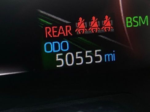 Used 2019 Toyota RAV4 Limited w/ Carpet Mat Package image 13