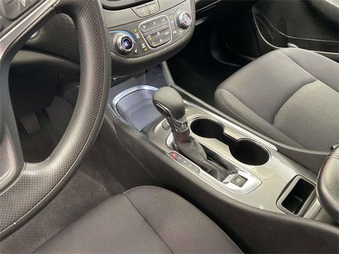 Used 2025 Chevrolet Malibu LT image 20