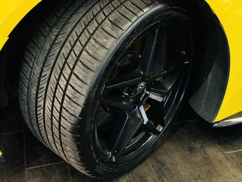 Used 2016 Chevrolet Corvette Z06 w/ 3LZ Preferred Equipment Group RWD image 17