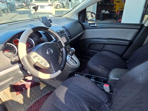 Used 2012 Nissan Sentra 2.0 SR w/ Special Edition Pkg FWD image 10
