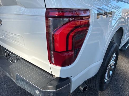 Used 2025 Ford F150 Lariat w/ Equipment Group 501A Mid image 14