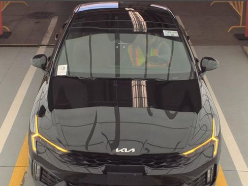 Used 2025 Kia K5 GT-Line w/ GT-Line Premium Package FWD image 3