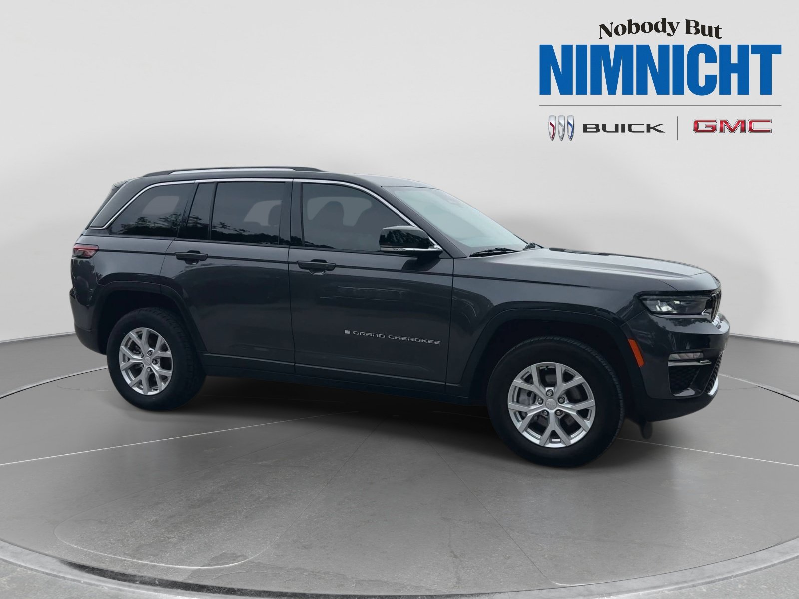 Used 2023 Jeep Grand Cherokee Limited RWD image 9