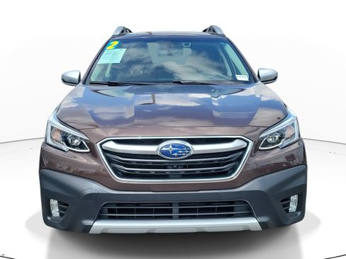 Certified 2022 Subaru Outback Touring XT AWD/4WD image 2