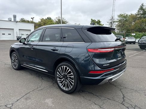 Certified 2021 Lincoln Corsair Reserve w/ Equipment Group 201A image 3