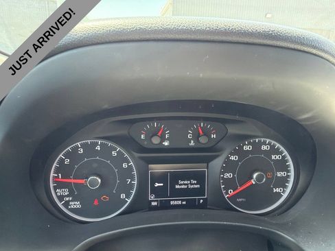Used 2018 GMC Terrain SLE w/ Driver Convenience Package FWD image 11