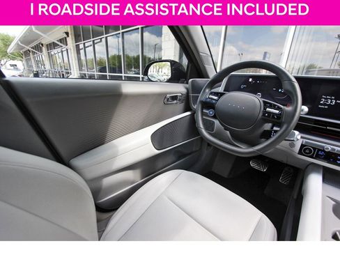 Used 2024 Hyundai Ioniq 6 Limited image 9