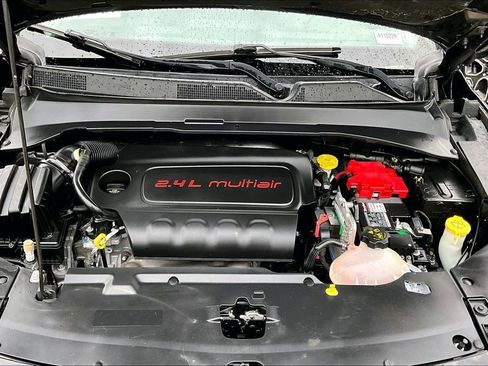 Used 2019 Jeep Compass Limited FWD image 30