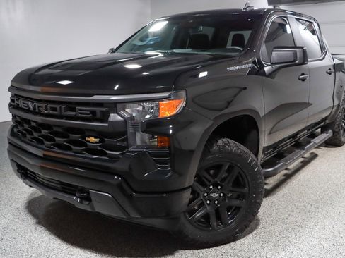 Used 2024 Chevrolet Silverado 1500 Custom w/ LPO, Dark Essentials Package AWD/4WD image 32