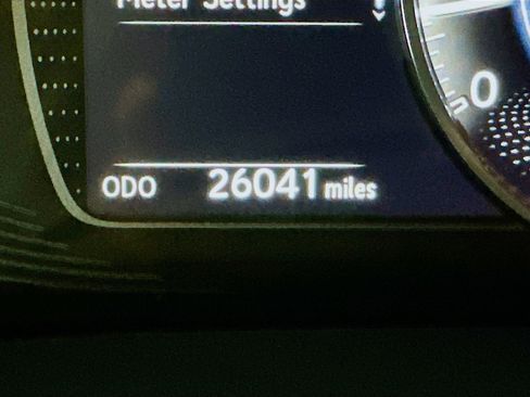 Used 2023 Lexus ES 350 w/ Accessory Package (Z1) image 19