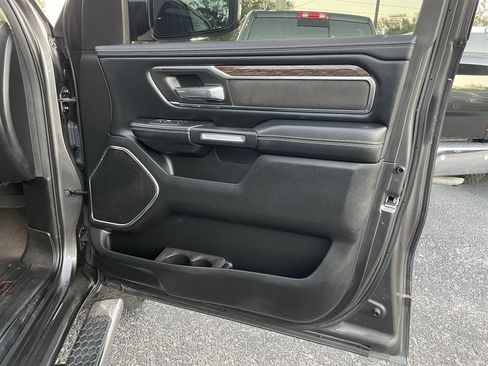 Used 2019 RAM 1500 Laramie RWD image 29