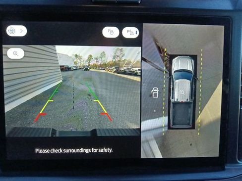 Used 2026 Ford F250 Lariat w/ Black Appearance Package image 23