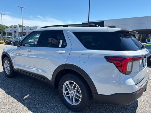 New 2026 Ford Explorer Active AWD/4WD image 36