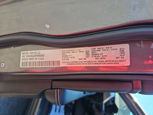 Used 2023 Jeep Grand Cherokee L Laredo AWD/4WD image 39