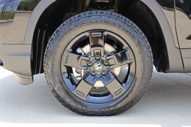 New 2026 Honda Ridgeline Black Edition image 9