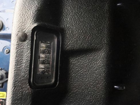 Used 2022 Chevrolet Silverado 2500 LT w/ Convenience Package image 27