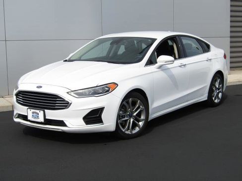 Used 2020 Ford Fusion SEL image 21