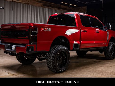 Used 2025 Ford F250 Platinum w/ Platinum Plus Package image 10