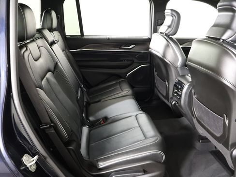 Used 2024 Jeep Grand Cherokee L Overland w/ Advanced Protech Group III AWD/4WD image 43