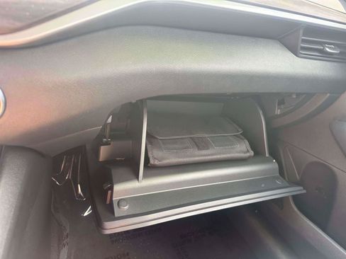 Used 2025 Nissan Altima 2.5 SV FWD image 30
