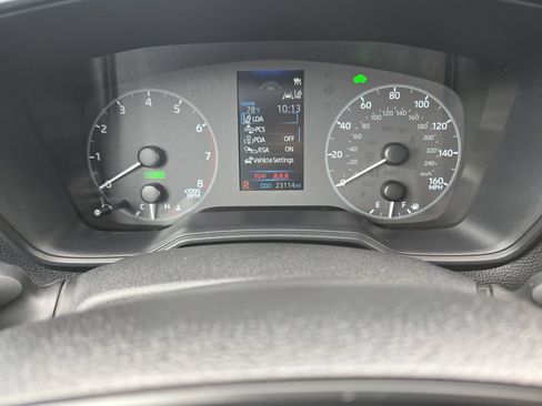 Used 2025 Toyota Corolla Cross AWD Hybrid image 20
