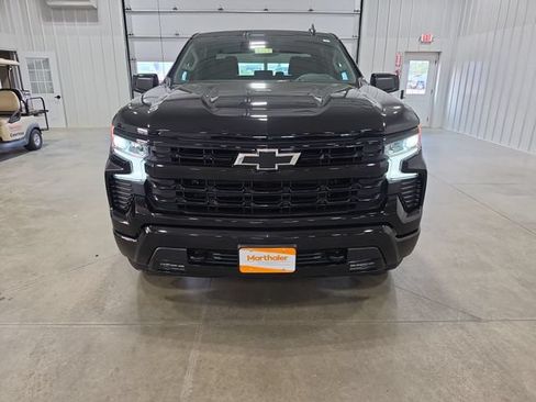 Used 2025 Chevrolet Silverado 1500 RST AWD/4WD image 3