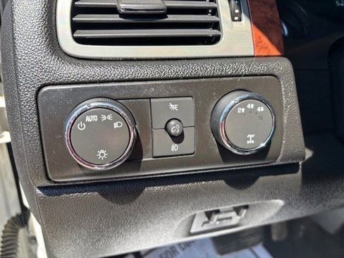 Used 2008 Chevrolet Silverado 3500 LTZ image 8