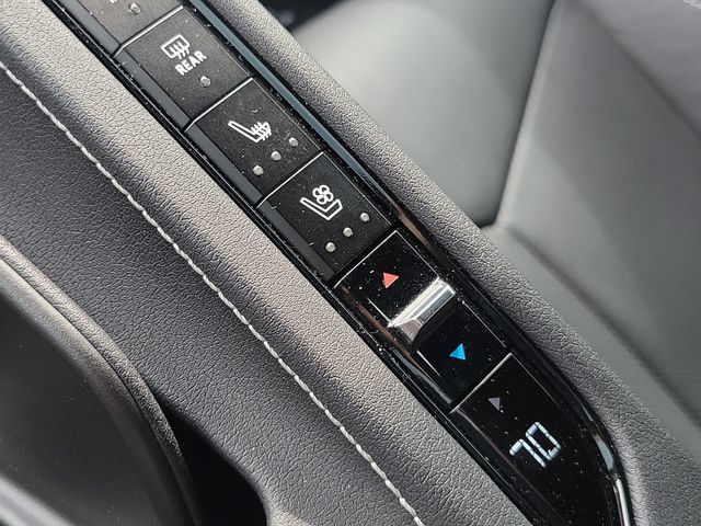 Used 2023 Chevrolet Corvette Stingray Preferred Cpe w/ Stealth Interior Trim Package RWD image 30