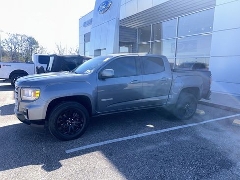 Used 2022 GMC Canyon Elevation w/ Elevation Premium Package image 2