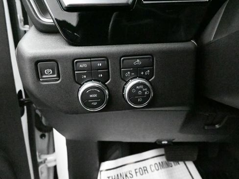 Used 2025 GMC Sierra 1500 Elevation AWD/4WD image 12