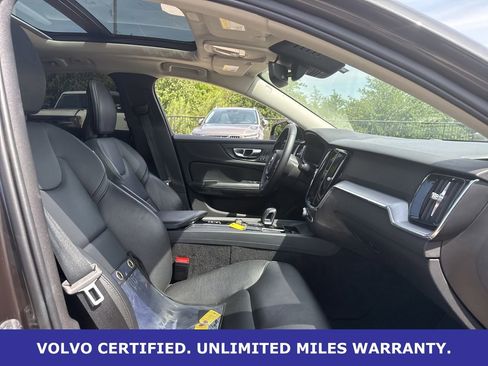 Certified 2024 Volvo S60 B5 Core FWD image 8