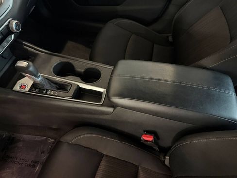 Used 2025 Nissan Altima 2.5 SV FWD image 36