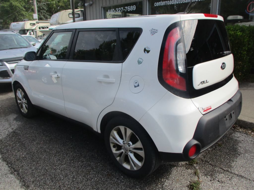 Used 2014 Kia Soul + FWD image 6