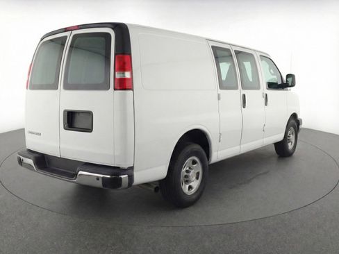 Used 2025 Chevrolet Express 3500 LT w/ LT Preferred Equipment Group RWD image 9