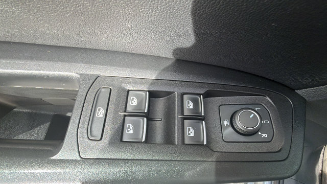 Used 2019 Volkswagen Atlas SE w/ Towing Package AWD/4WD image 10