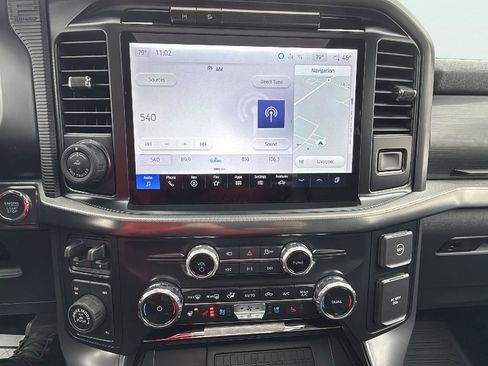 Used 2025 Ford F150 Lariat w/ Equipment Group 502A High image 13